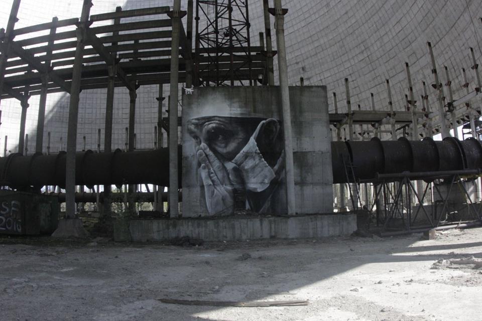 guido-van-helten-chernobyl-1