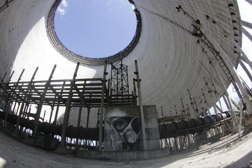 guido-van-helten-chernobyl-11